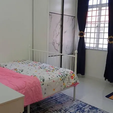 Homestay Kak Naa Kuala Terengganu Exterior photo