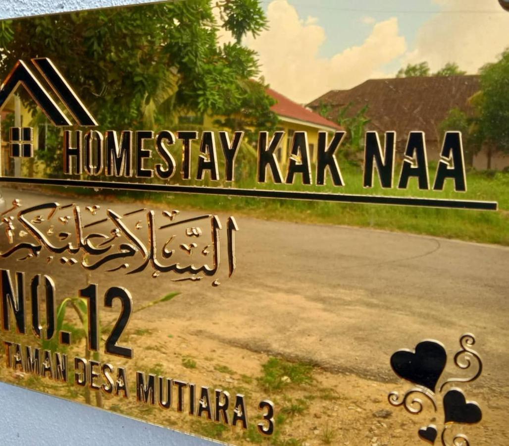 Kak Naa *